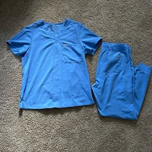 Women’s FIGS Scrub Set